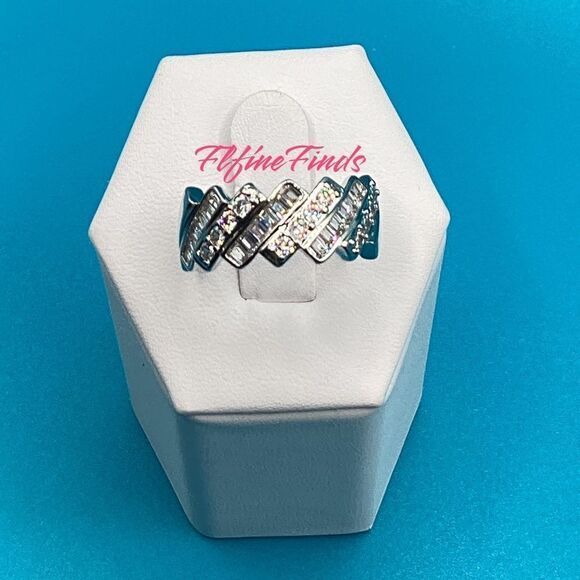 💖💎Stunning Sterling Silver Baguette and Round Diamond Eternity Band Ring💖💎 - Picture 4 of 14